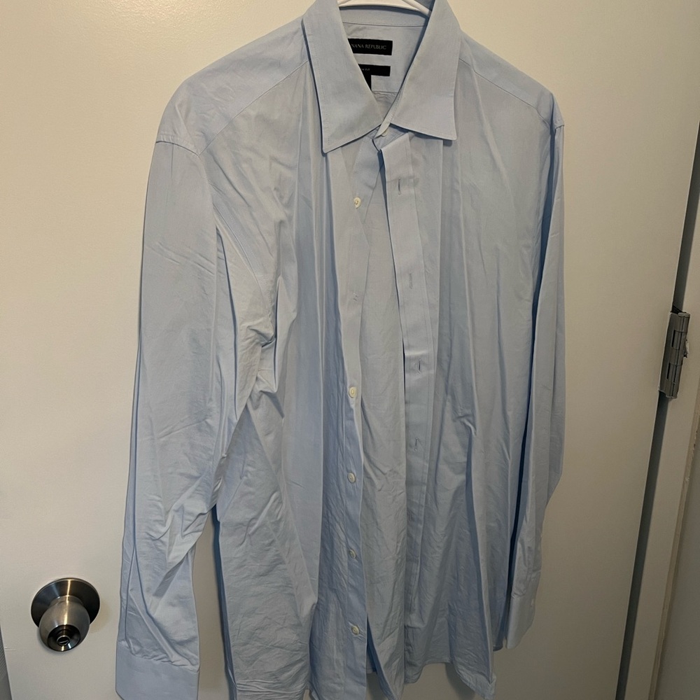 Light Blue Men’s Dress Shirt - Slim Fit